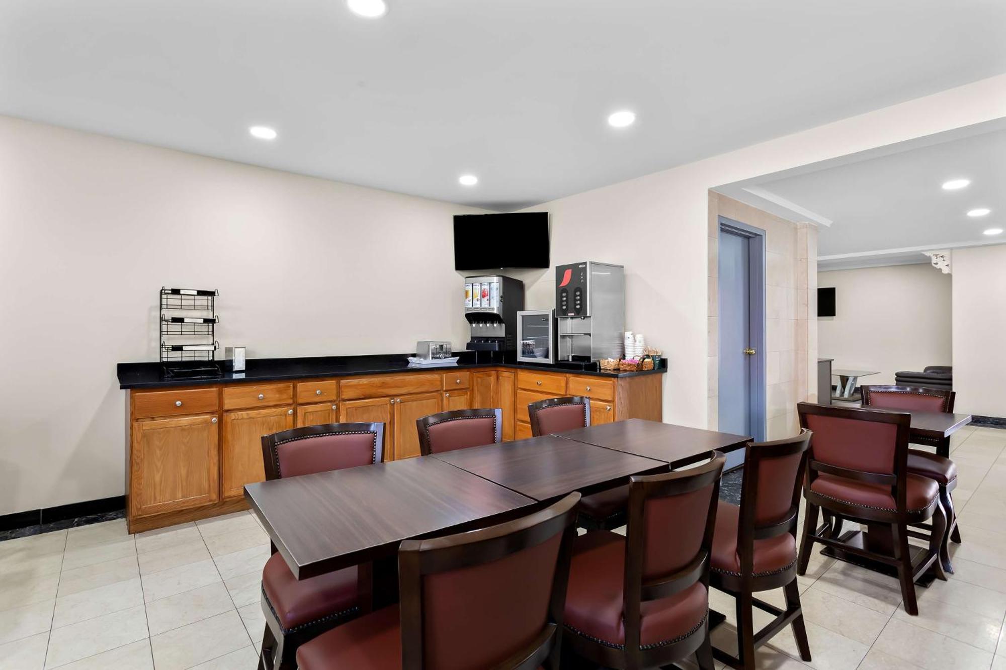 Surestay By Western 2*