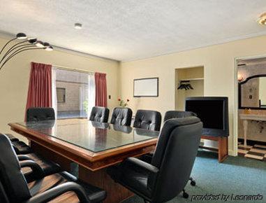 Hotel Surestay By Western 2*